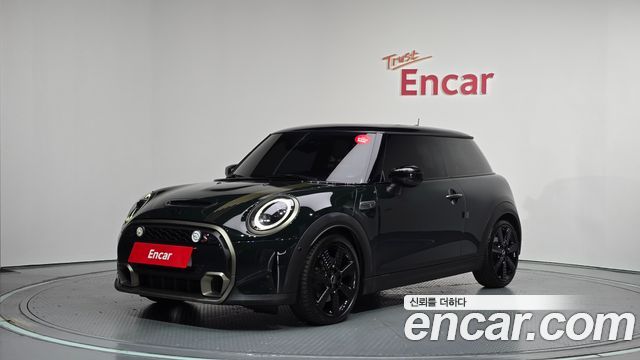 Mini Cooper 3Door Resolute Edition 3rd Gen — пробег 47 297 км — фото 1 из 5