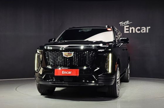 Cadillac Escalade 6.2 ESV ESV Sports Platinum — пробег 8 883 км — фото 3 из 5