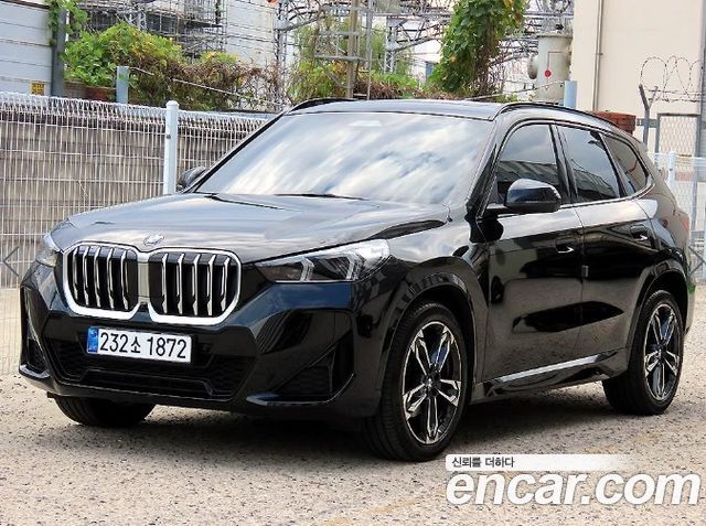 BMW X1 sDrive 18d M Sport — пробег 30 689 км — фото 2 из 5