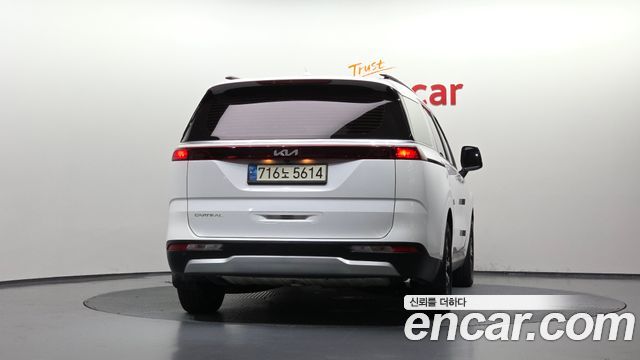 Kia Carnival Diesel 11-Seater Prestige — пробег 203 984 км — фото 4 из 5