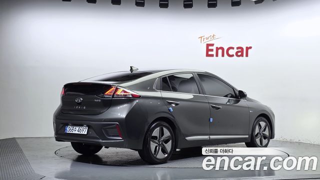 Hyundai Ioniq из Кореи Encar