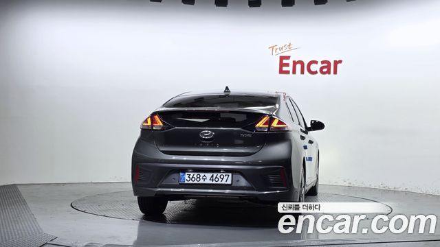 Hyundai Ioniq из Кореи Encar