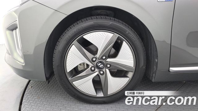 Hyundai Ioniq из Кореи Encar