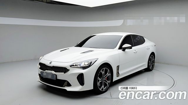 Kia Stinger 2.0 Turbo AWD Platinum — пробег 83 776 км — фото 1 из 5