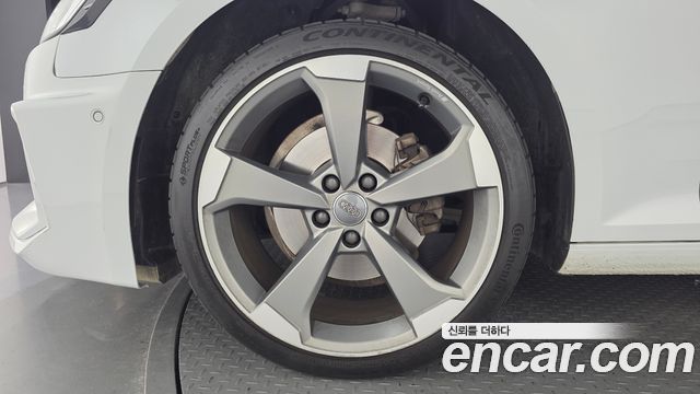 Audi A4 из Кореи Encar