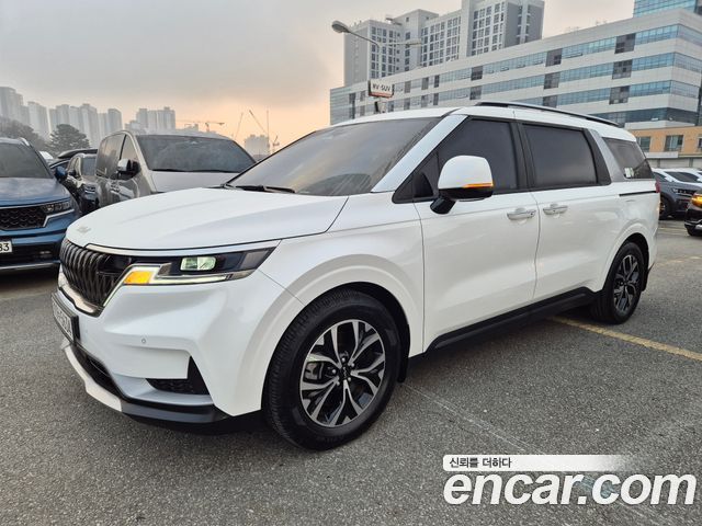 Kia Carnival Diesel 11-Seater Prestige — пробег 47 690 км — фото 3 из 5