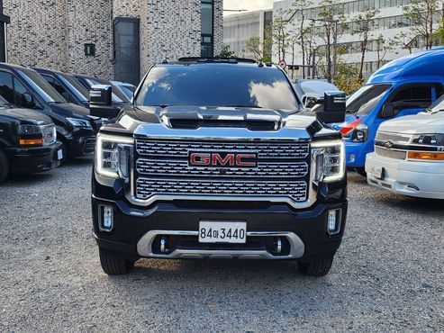 GMC Sierra 3500HD — пробег 12 199 км — фото 3 из 5