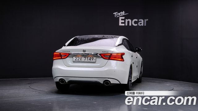 Nissan Maxima из Кореи Encar