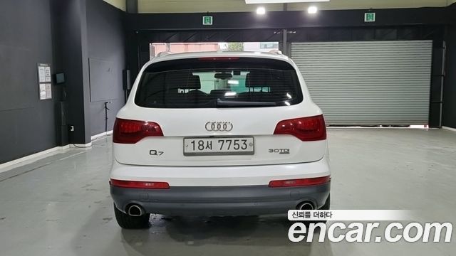 Audi Q7 3.0 TDI Quattro 4L — пробег 220 000 км — фото 2 из 5