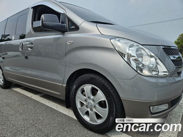 Hyundai Starex 11-Seater Wagon HVX VIP PACK — пробег 141 000 км — фото 2 из 5