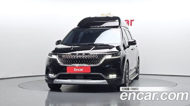 Kia Carnival 7-Seater Hi-Limousine Signature — пробег 51 363 км — фото 3 из 5