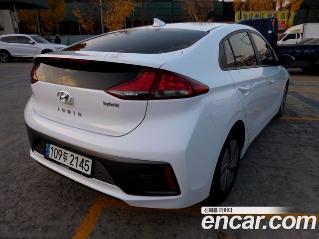 Hyundai Ioniq 1.6 HEV I — пробег 328 055 км — фото 5 из 5