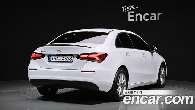 Mercedes-Benz A-Class из Кореи Encar