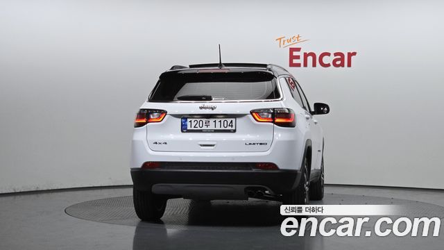 Jeep Compass из Кореи Encar