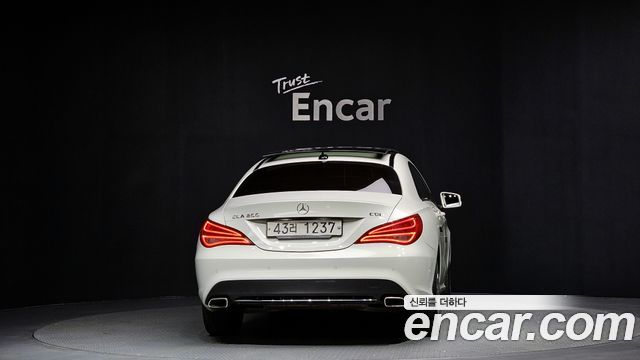Mercedes-Benz CLA-Class CLA200 CDI — пробег 99 293 км — фото 4 из 5