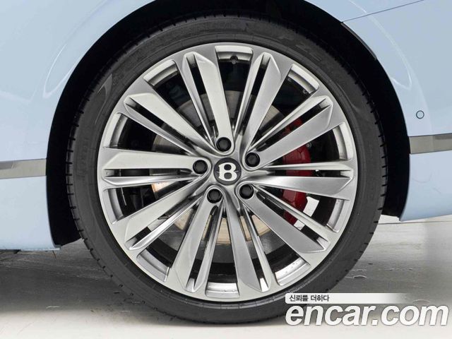 Bentley Continental 4.0 GT Speed — пробег 4 638 км — фото 5 из 5