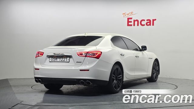 Maserati Ghibli из Кореи Encar