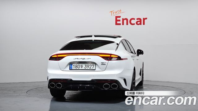 Kia Stinger из Кореи Encar
