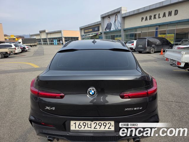 BMW X4 xDrive20d M Sport — пробег 115 800 км — фото 4 из 5