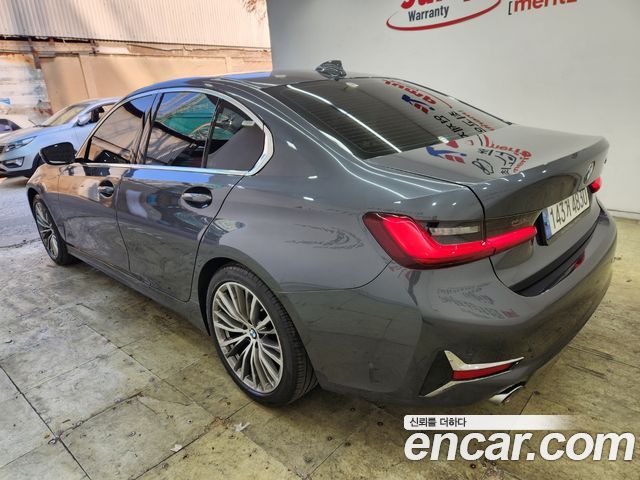BMW 3-Series из Кореи Encar
