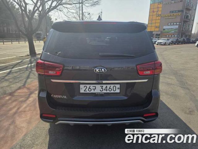Kia Carnival из Кореи Encar