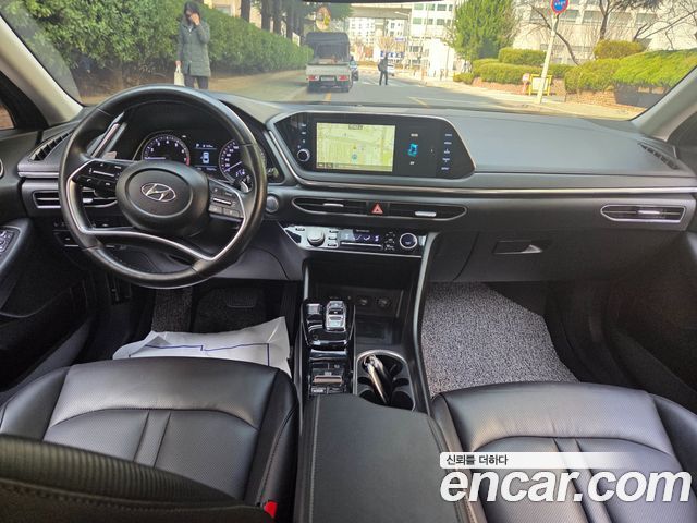 Hyundai Sonata 2.0 Premium — пробег 72 000 км — фото 5 из 5