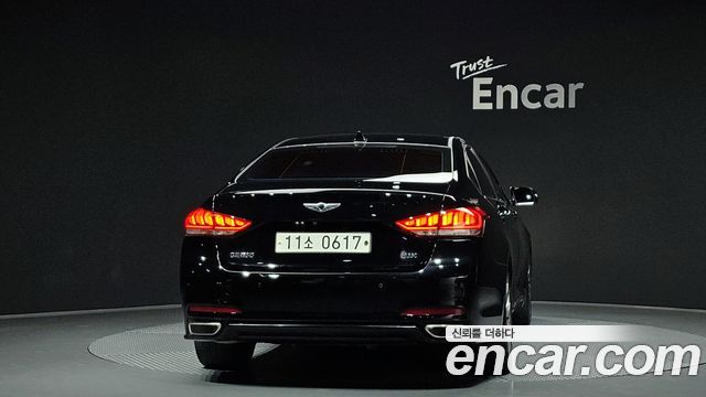 Hyundai Genesis из Кореи Encar