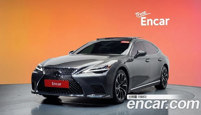 Lexus LS 3.5 Luxury AWD — пробег 50 844 км — фото 1 из 5