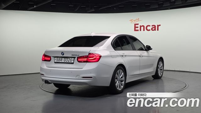 BMW 3-Series из Кореи Encar