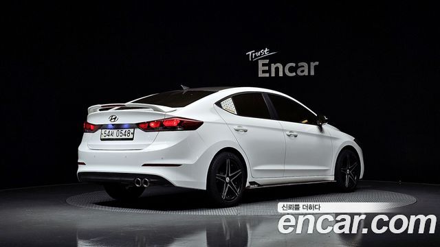 Hyundai AVANTE из Кореи Encar