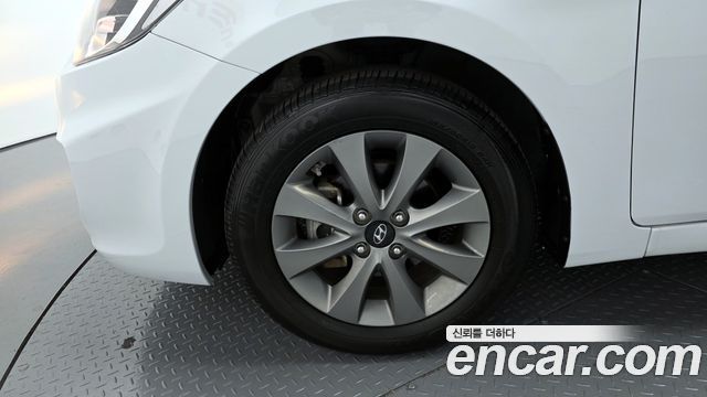 Hyundai Accent из Кореи Encar