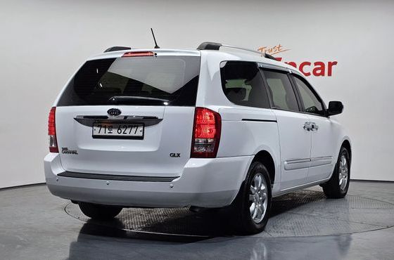 Kia Carnival Grand Carnival GLX Deluxe — пробег 132 059 км — фото 2 из 5