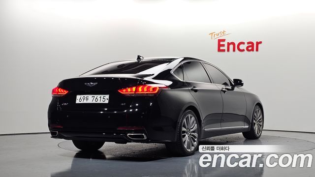 Hyundai Genesis из Кореи Encar