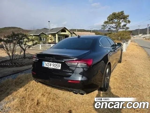 Maserati Quattroporte из Кореи Encar