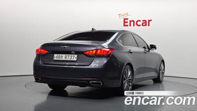 Hyundai Genesis из Кореи Encar