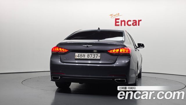 Hyundai Genesis из Кореи Encar