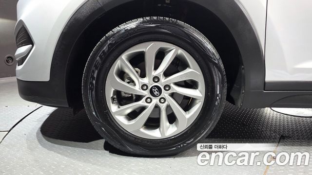 Hyundai Tucson Diesel 2.0 2WD Style — пробег 89 300 км — фото 5 из 5
