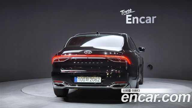 Hyundai Grandeur из Кореи Encar