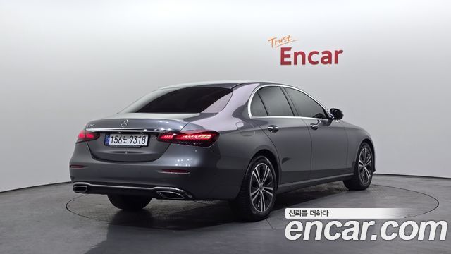 Mercedes-Benz E-Class из Кореи Encar