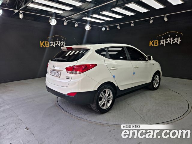 Hyundai Tucson Diesel 2WD X20 Luxury — пробег 273 174 км — фото 2 из 5