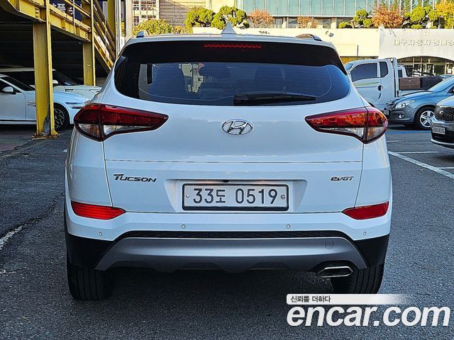 Hyundai Tucson Diesel 1.7 2WD Modern Fever — пробег 162 440 км — фото 5 из 5
