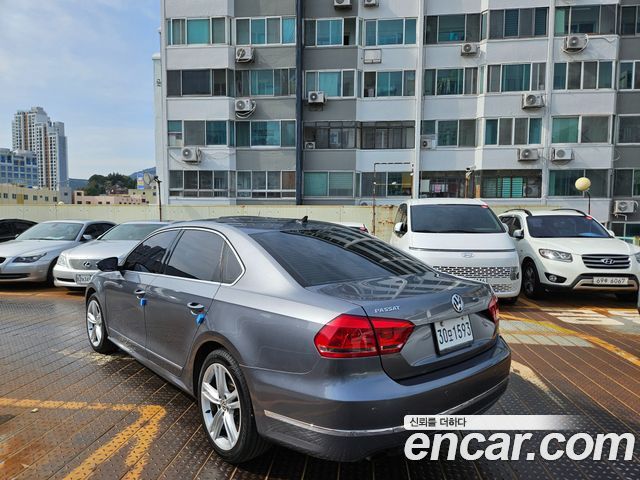 Volkswagen Passat 2.0 TDI B7 — пробег 130 509 км — фото 4 из 5