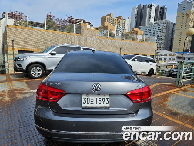 Volkswagen Passat 2.0 TDI B7 — пробег 130 509 км — фото 5 из 5