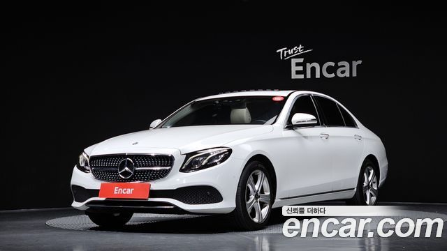 Mercedes-Benz E-Class E220d Avantgarde — пробег 246 914 км — фото 1 из 5