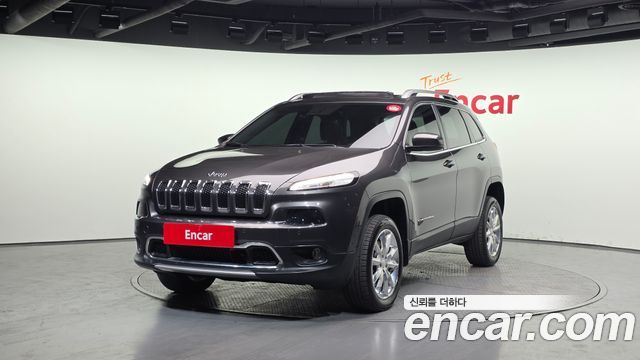 Jeep Cherokee 2.2 Diesel Limited 4WD — пробег 213 877 км — фото 1 из 5