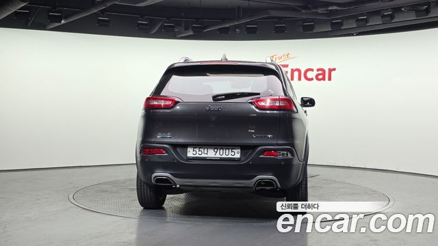 Jeep Cherokee 2.2 Diesel Limited 4WD — пробег 213 877 км — фото 4 из 5