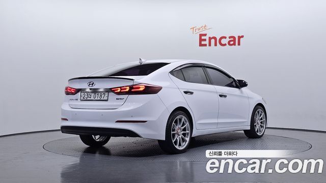 Hyundai AVANTE из Кореи Encar