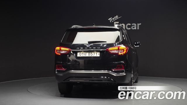 Ssangyong Rexton из Кореи Encar