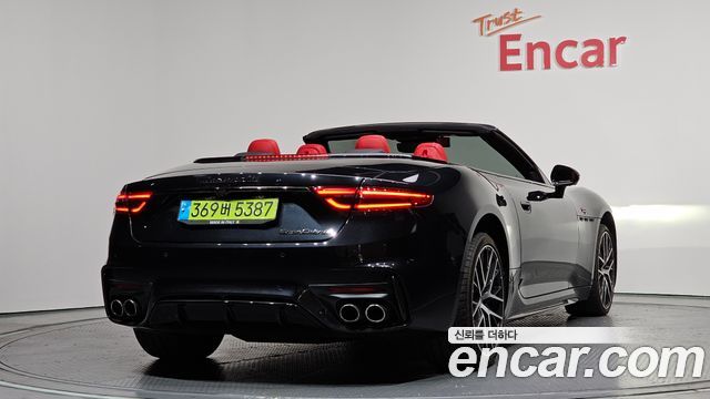 Maserati Gran Cabrio из Кореи Encar