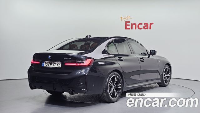 BMW 3-Series из Кореи Encar